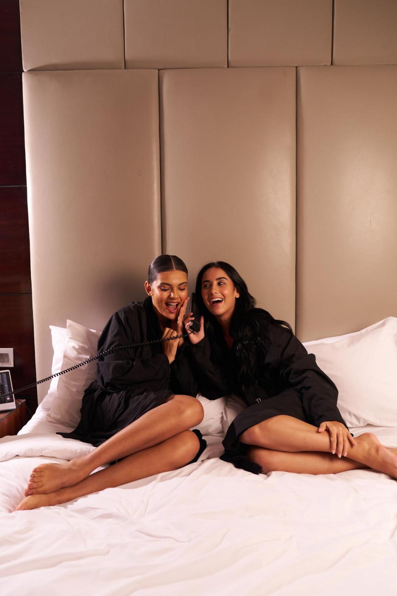 Renaissance Cairo Mirage City Hotel Eksteriør bilde The 2019 hosts: Alessandra Maiorino and Marija Cerneva
